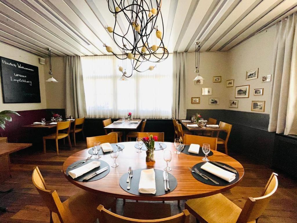 Hotel Roessli Allschwil Extérieur photo