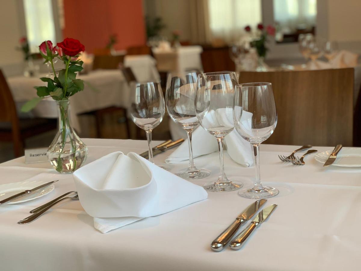 Hotel Roessli Allschwil Extérieur photo